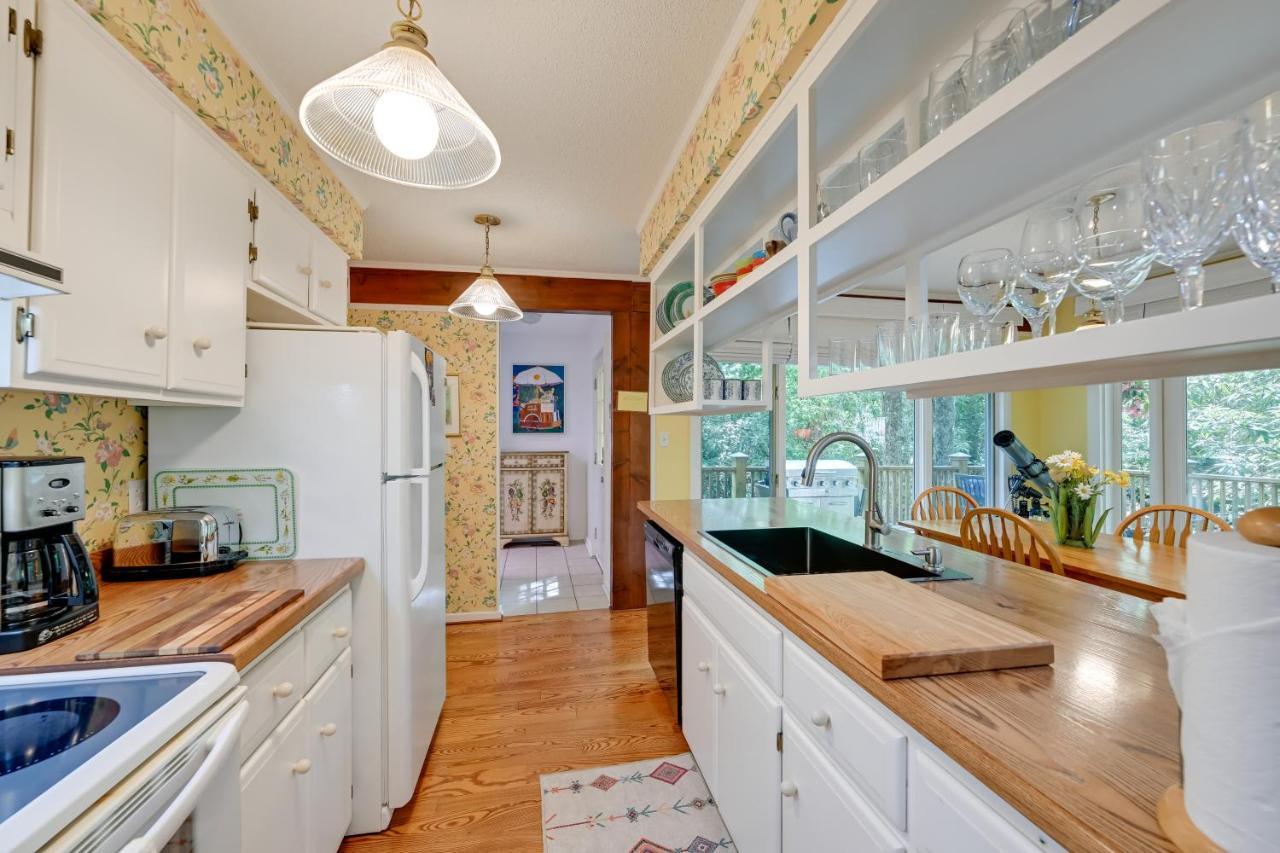 Smallwood Cute Highlands Home With Screened Porch! 外观 照片